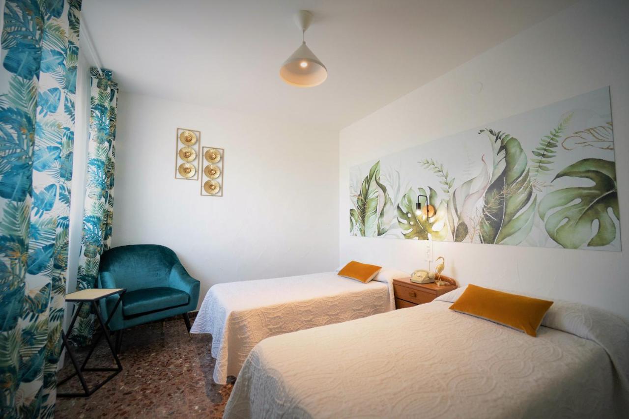 Hotel Roig 贝纳萨尔 外观 照片