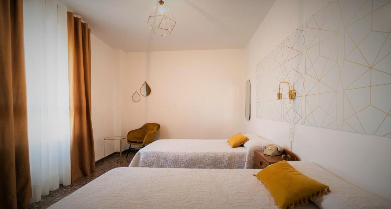 Hotel Roig 贝纳萨尔 外观 照片